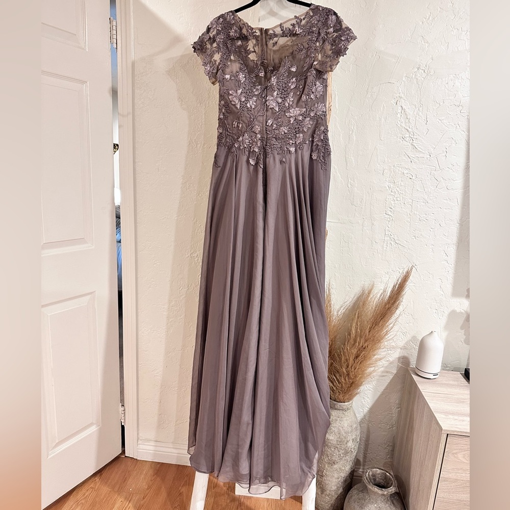 La Femme Floral Embroidery Chiffon Column Gown Dress 29235 Dark Mauve in 6 NWOT - Picture 4 of 7
